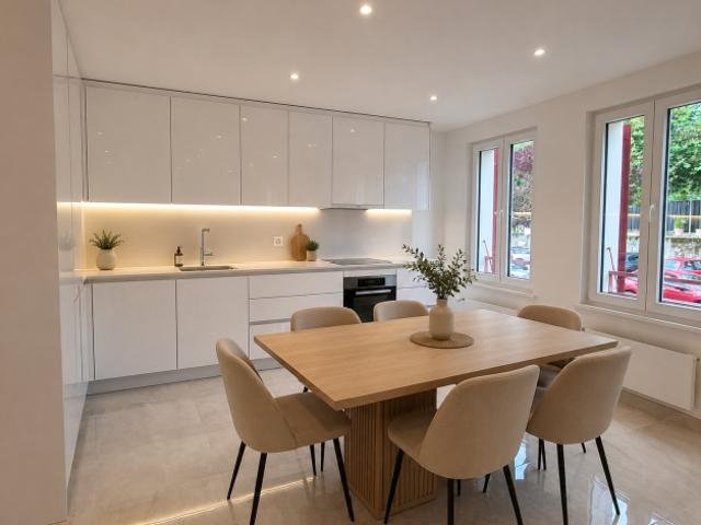 Wunderschöne 4 Zimmer Wohnung komplett renoviert, ideal gelegen