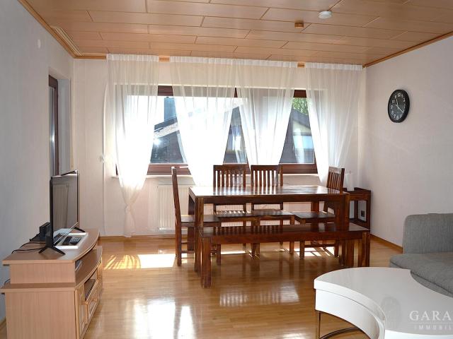 Wunderschöne 4 Zimmer Wohnung mit Balkon und Ausblick!