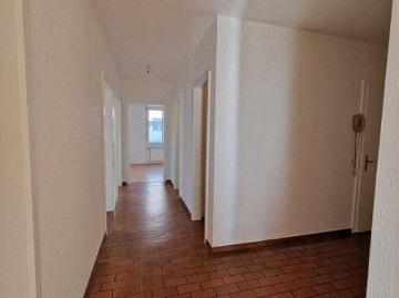 Wunderschöne 5 Zimmer Hochparterre Wohnung in Zollikon