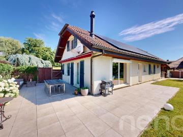 Wunderschöne 6,5 Zimmer Familienvilla wurde sorgfältig renoviert