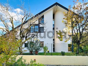 Wunderschöne 6 Zimmer Architektenvilla in ruhiger Wohnlage