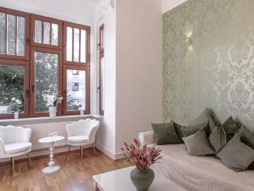 Wunderschöne Altbau Stadtoase mit perfekter Verkehrsanbindung