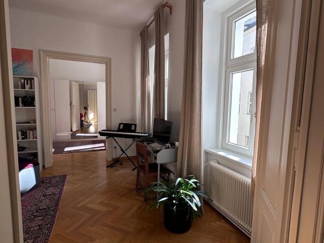 Wunderschöne Altbauwohnung im 1. Bezirk