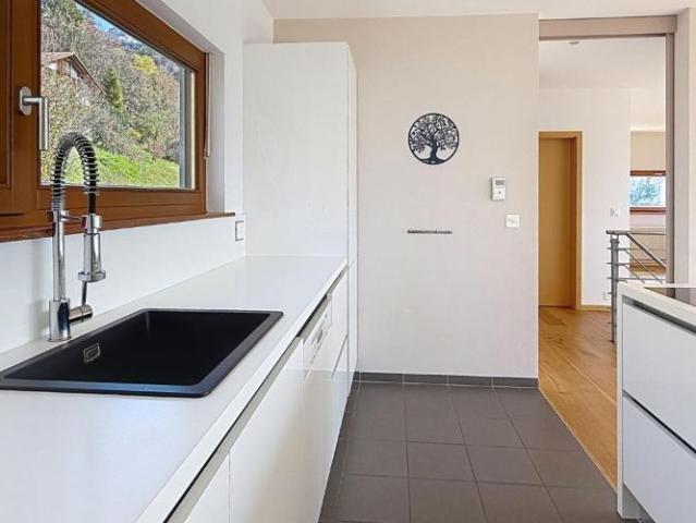 Wunderschöne Architektenvilla mit spektakulärem Panoramablick über die Ebene und die Dents du Midi