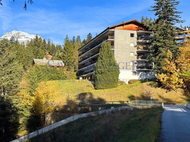 Wunderschöne Aussicht. Crans Montana. Leibrente Immobilien