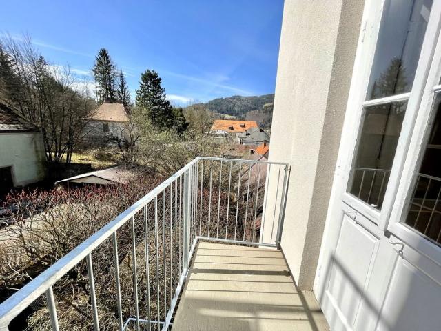 Wunderschöne, geförderte 2 Zimmer Wohnung mit Balkon im Zentrum von Mürzzuschlag im „Ankerhaus“ – Provisionsfrei!