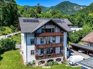 Wunderschöne, großzügige Dachgeschosswohnung in zentraler Lage von Bad Ischl