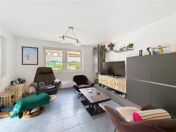 Wunderschöne freistehende Villa – Große Räume, Charakter und Ruhe