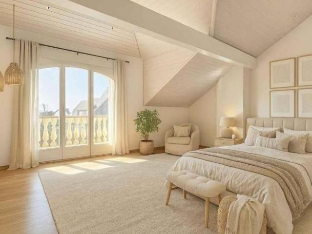Wunderschöne freistehende Villa im mediterranen Stil mit Swimmingpool