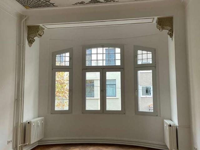 Wunderschöne, kernsanierte Altbauwohnung im Stadtzentrum