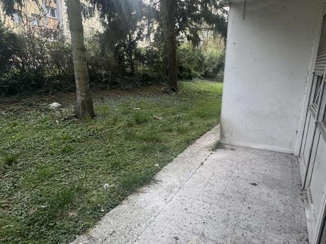 Wunderschöne, kernsanierte 1 Zimmer Wohnung mit Terrasse und Blick ins Grüne
