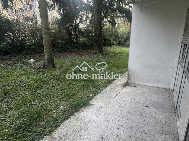 Wunderschöne, kernsanierte 1 Zimmer Wohnung mit Terrasse und Blick ins Grüne