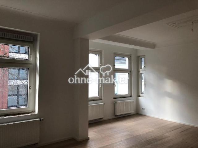 Wunderschöne, kernsanierte 3 Zimmer Altbauwohnung in bester Lage von Benrath