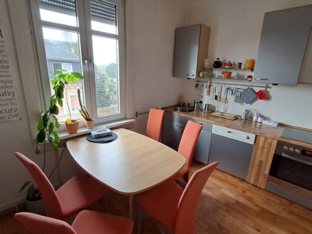 Wunderschöne helle Altbau Wohnung zur Untermiete