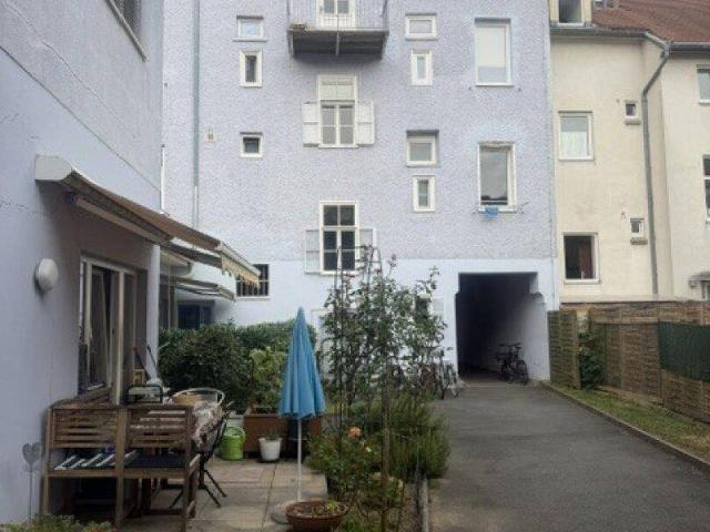 Wunderschöne, leistbare 3 Zimmer Wohnung mit riesiger Terrasse im Herzen von Graz!