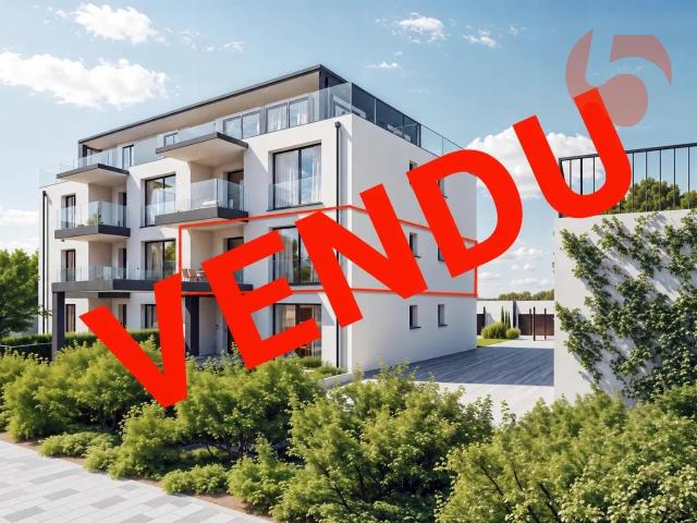 Wunderschöne Luxuswohnung im ersten Stock eines modernen Gebäudes mit klaren Linien!