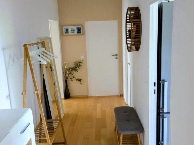 Wunderschöne möblierte 3 Zimmerwohnung in Friedenau zwischen U9 und S1
