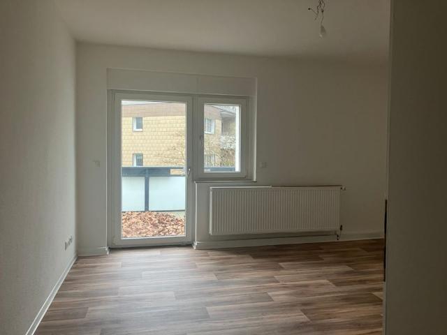 Wunderschöne moderne 2 Zimmer Wohnung mit großer Küche !