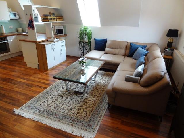Wunderschöne, moderne Mietwohnung mit Klimaanlage, Carport, Gemeinschafts Pool und Sauna …! Der 1. Monat ist mietfrei …!
