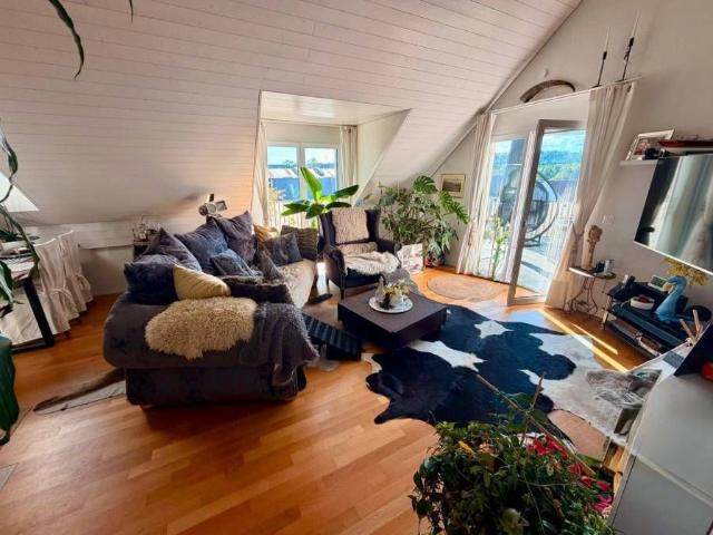 # Wunderschöne Maisonette\ Wohnung mit großer Terrasse & Garage