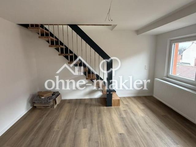 Wunderschöne Maisonette Wohnung mit Einbauküche!
