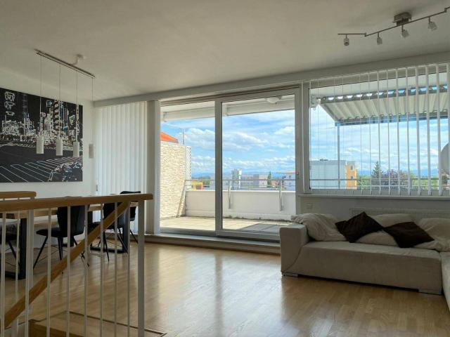 Wunderschöne Maisonette mit großer Dachterrasse