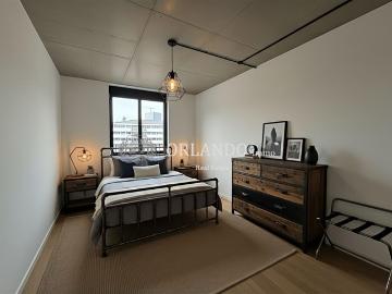 Wunderschöne neue 5 Zimmer Wohnung, 2 Stockwerke mit Balkon