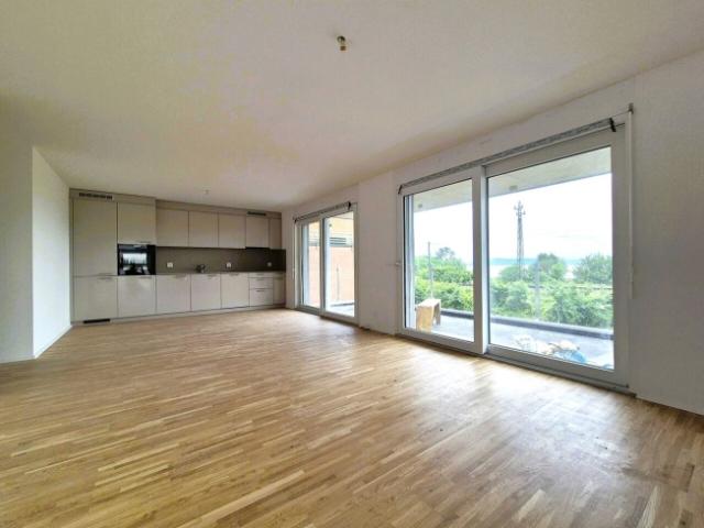 Wunderschöne neue 3,5 Zimmer Wohnung in Hauterive