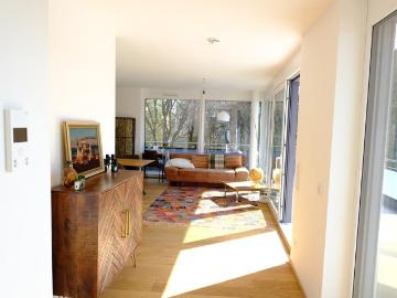 Wunderschöne, sonnendurchflutete 2 Zimmer Wohnung in Großhadern