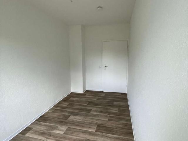 Wunderschöne, renovierte, geschnittene Wohnungen von 25 bis 71,5 qm in Remptendorf zu vermieten!