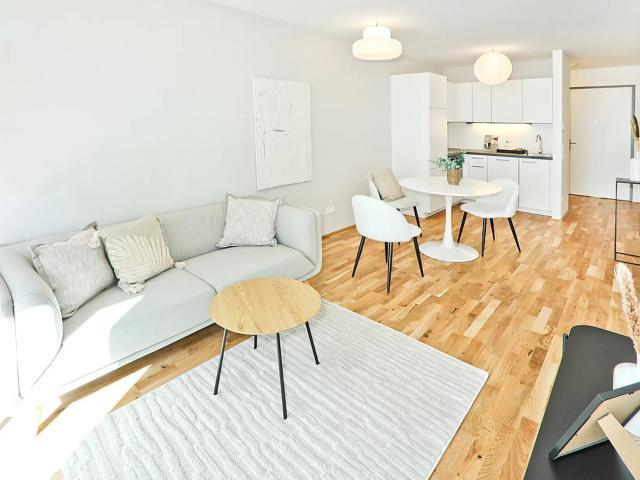 Wunderschöne Ruhelage | 2 Zimmer Wohnung mit Balkon | Platzhyrsch | Besichtigung am 22.07.26 Anmeldung notwendig