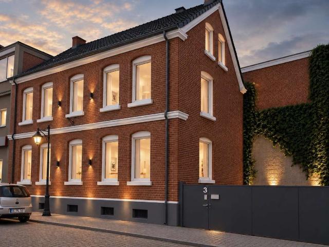 Wunderschöne Wohnung im 1 Obergeschoss mit Balkon Stadtnah