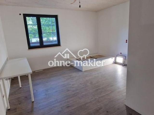 Wunderschöne Wohnung im Grünen und nahe zum KIT