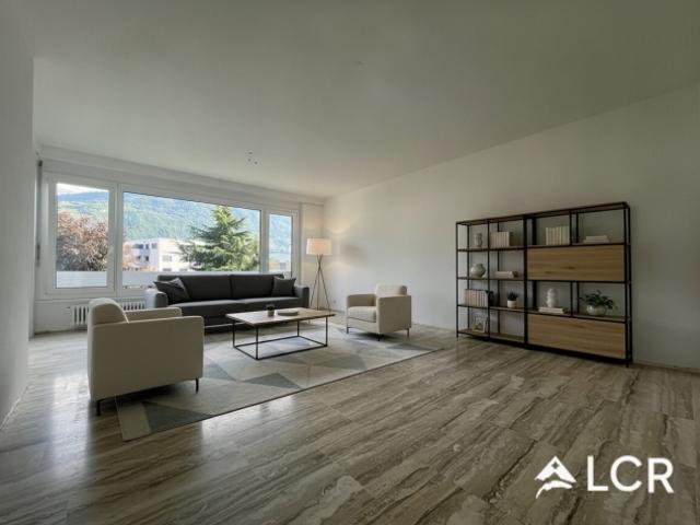 Wunderschöne Wohnung mit 4,5 P / 3 CHB / 1 BAD / 2 Balkonen