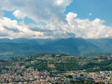 Wunderschöne Wohnung mit Terrasse und Seeblick in Lugano Aldesago