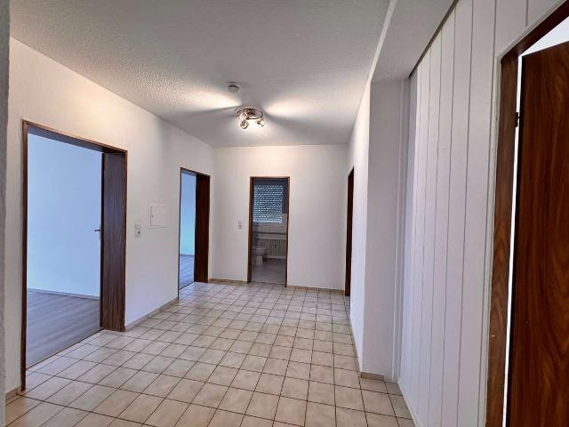 Wunderschöne Wohnung, ruhiger Mieterschaft, WBS ERFORDERLICH, energetische Modernisierung läuft