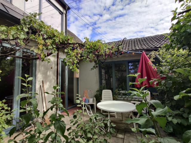 Wunderschöne WG mit Garten hat ein Zimmer frei für Dich