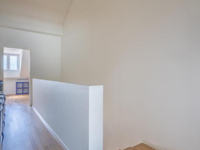 Wunderschöne Triplex Wohnung in Mont sur Lausanne!