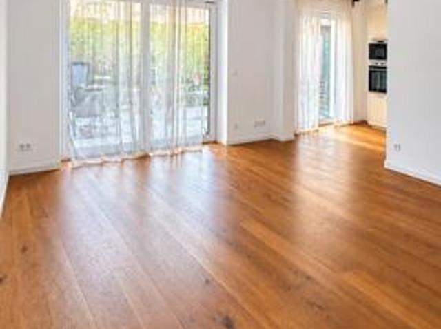 Wunderschöne vier Zimmer Wohnung in Karlshorst