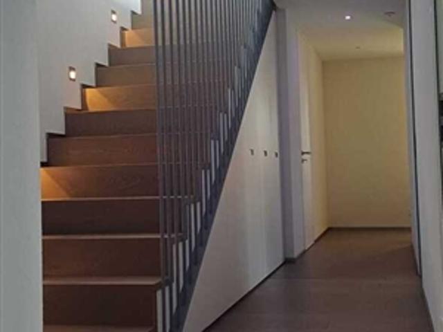 Wunderschöne Villa. Feldrand von 6,5 Stk. Helle Villa