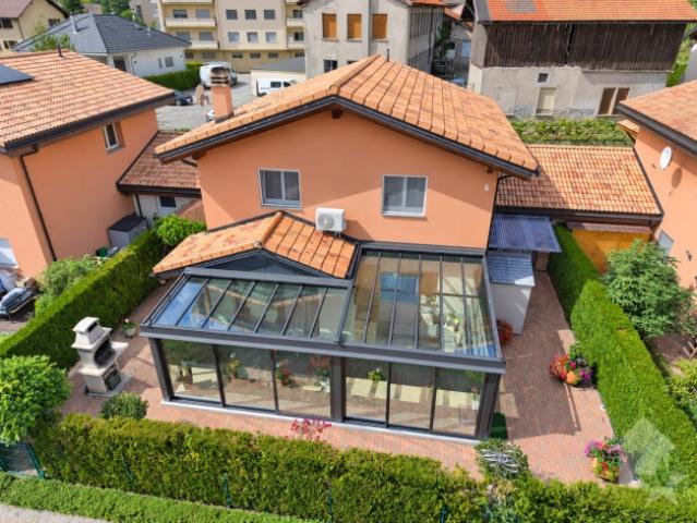 Wunderschöne Villa mit 4,5 Zimmern und Garage