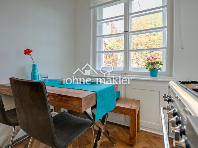 Wunderschöner 4 Zi Altbau beim Gasteig, Lift, Balkon, TG mietbar, bezugsfrei
