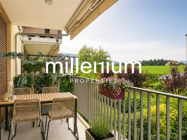 Wunderschöne, möblierte 4 Zimmer Wohnung mit Terrasse