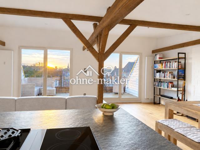 Wunderschönes modernes Dachgeschoss Loft mit Stadtblick im Herzen des Generalsviertels