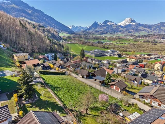 Wunderschönes neues Apartment mit See und Bergblick in Botterens
