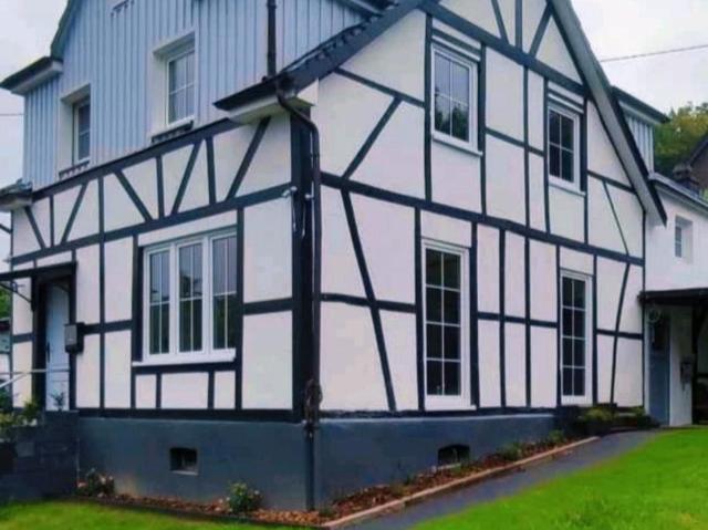 Wunderschönes bezugsfertiges Haus 30 Minuten von Köln