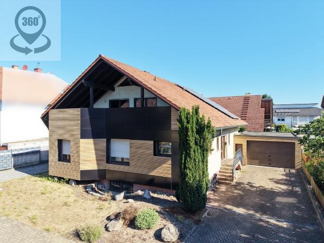 Wunderschönes Einfamilienhaus in Karlsdorf Neuthard, OT Karlsdorf!