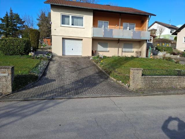 Wunderschönes Einfamilienhaus mit Garten in Bergfelden
