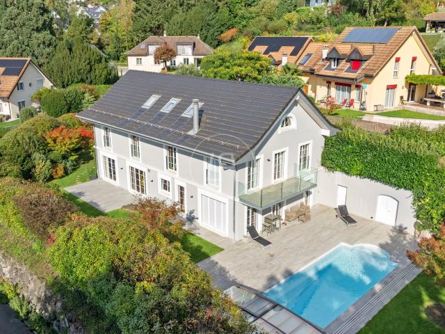 Wunderschönes Familienanwesen mit Seeblick und Schwimmbad in Blonay