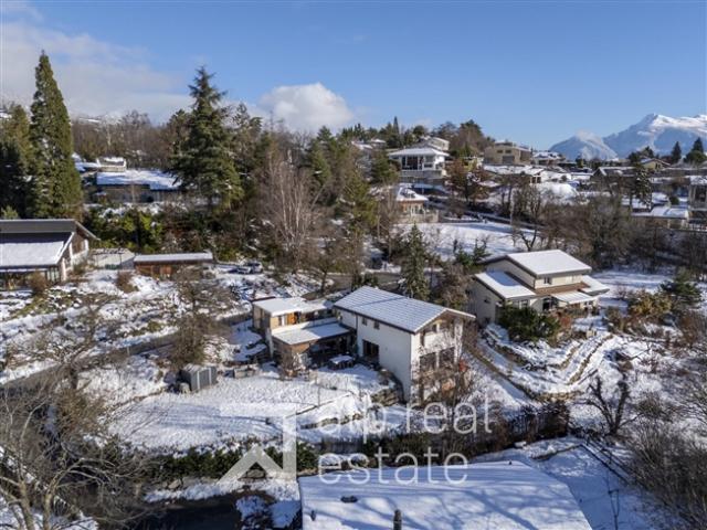 Wunderschönes Familienhaus mit beheizter Veranda und freier Aussicht